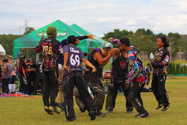 福布斯穿7号替补登场，是马丁内斯执教后第14位完成首秀球员